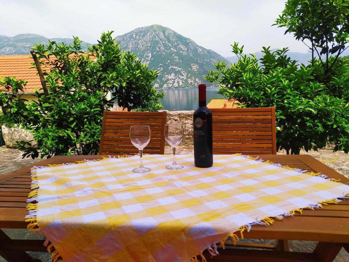 Guest House Maza Kotor Eksteriør billede